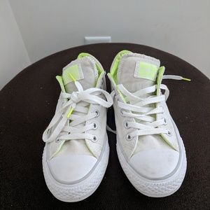 White/tan Converse All Star low top sneakers